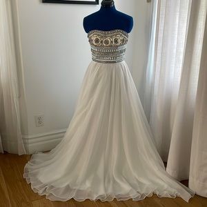 Sherri Hill Beaded Gown. Pristine.